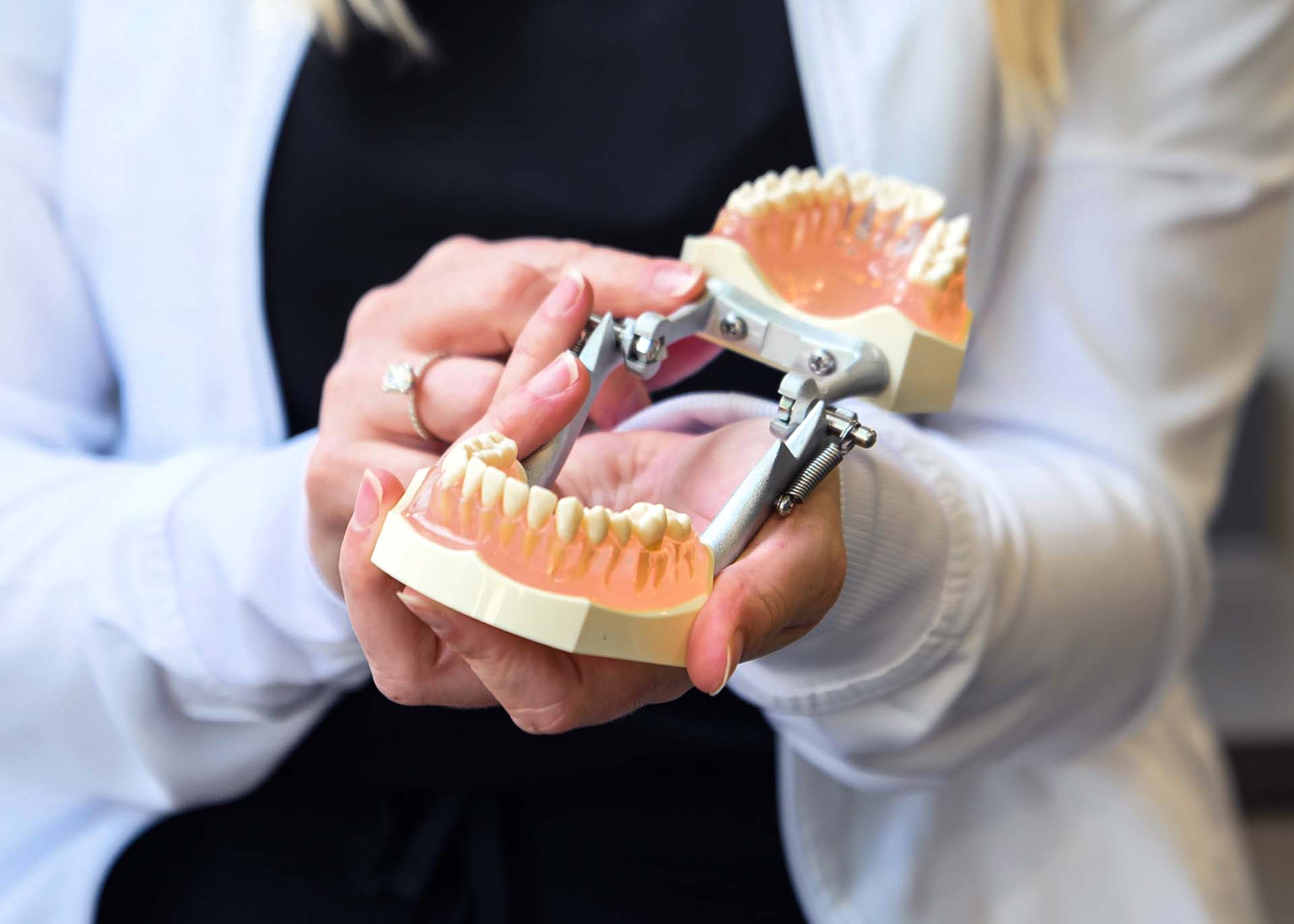 Oral Surgery Dentists Kentwood MI